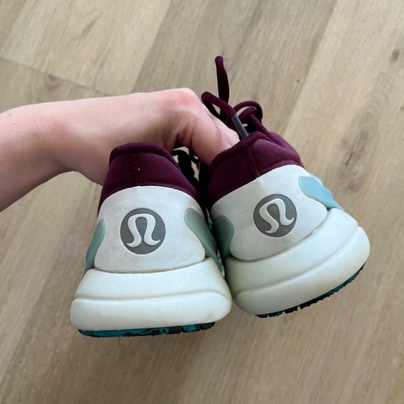 LULULEMON Blissfeel Running Shoes - Picture 6 of 6